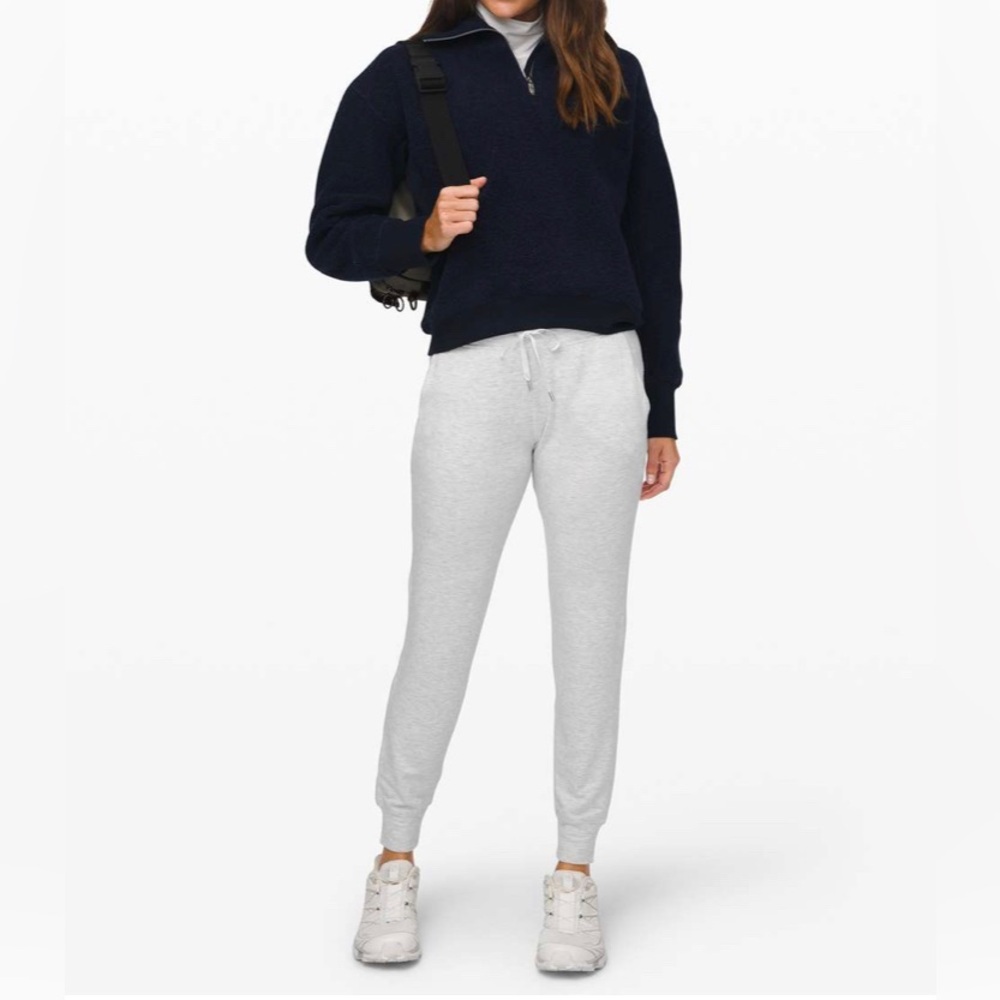 Lululemon Size 4 Warm Down Jogger Soft Touch Heathered Core Ultra Light Grey